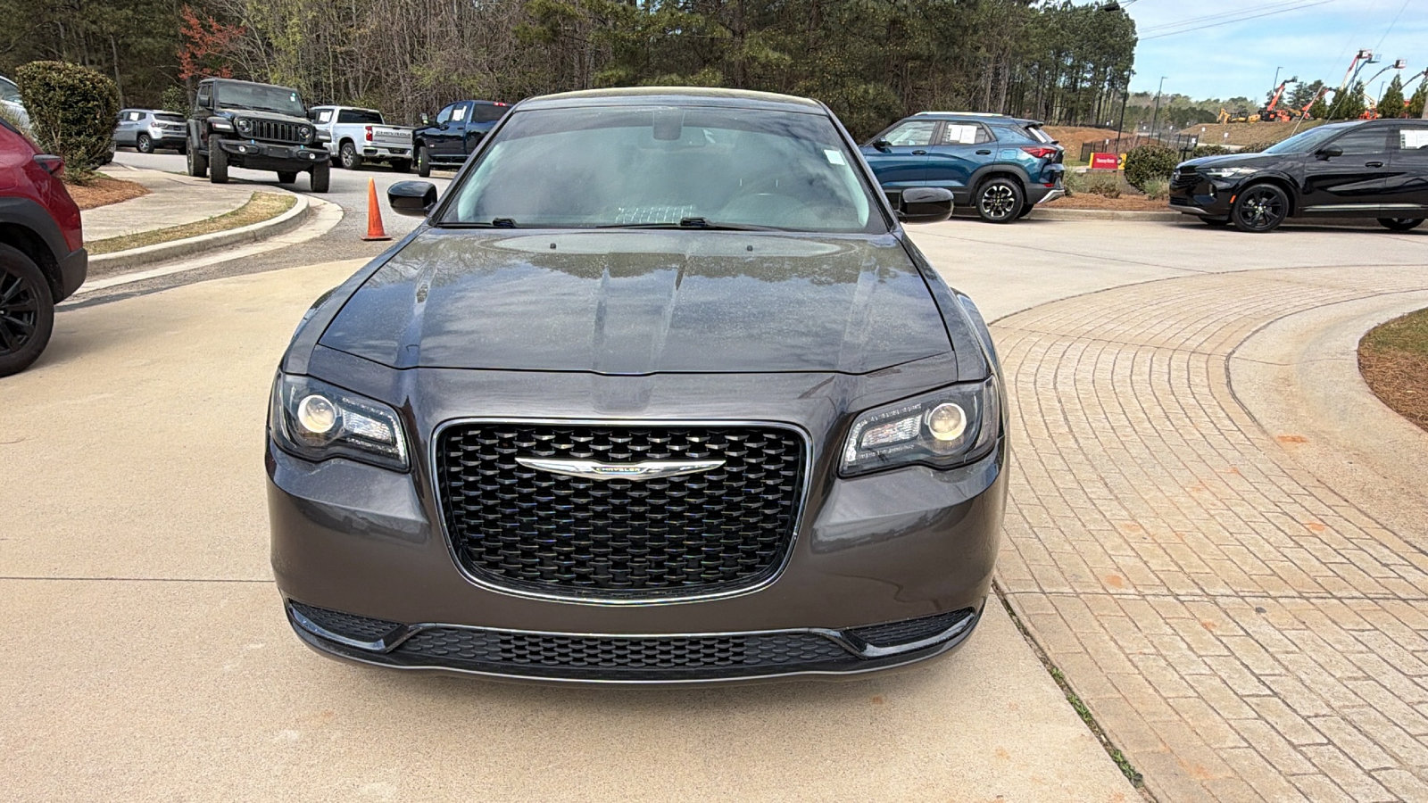 Used 2020 Chrysler 300 Touring w/ Sport Appearance Package image 3