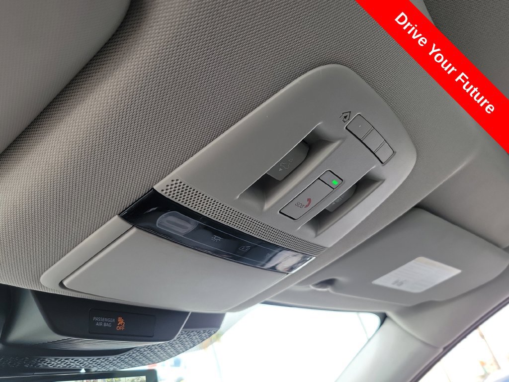 Used 2024 Nissan Ariya FWD image 16