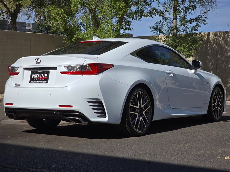 Used 2016 Lexus RC 200t RWD image 10