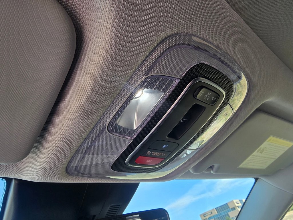 Used 2024 Hyundai Kona Limited image 22