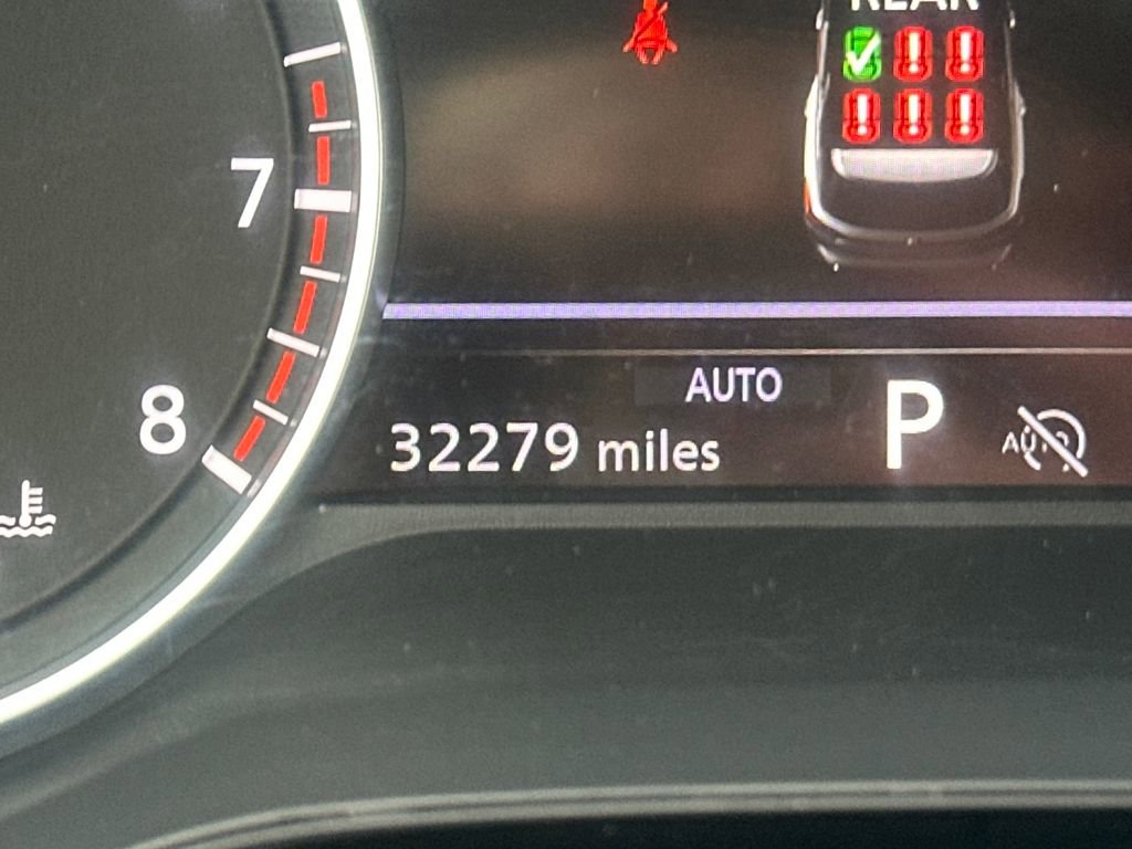 Used 2025 Nissan Pathfinder SL image 21