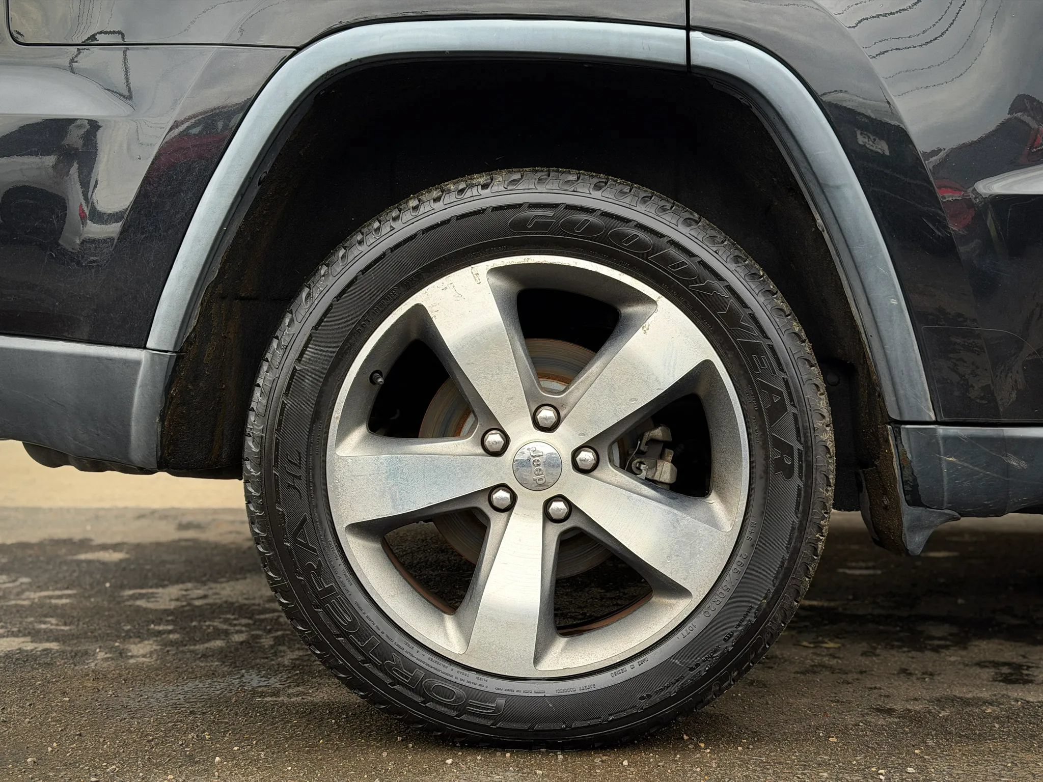 Used 2014 Jeep Grand Cherokee Limited w/ Trailer Tow Group IV AWD/4WD image 30