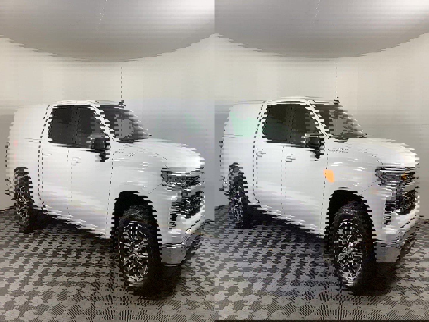 Used 2022 Chevrolet Silverado 1500 LT