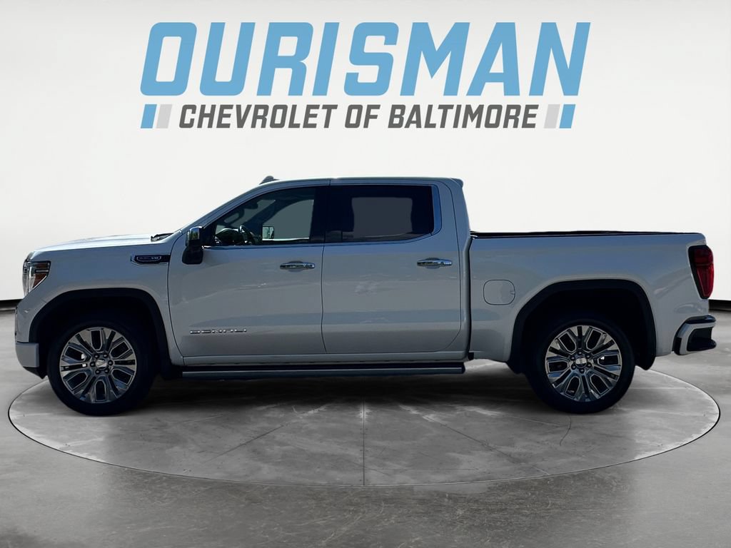 Used 2021 GMC Sierra 1500 Denali w/ Denali Premium Package AWD/4WD image 3