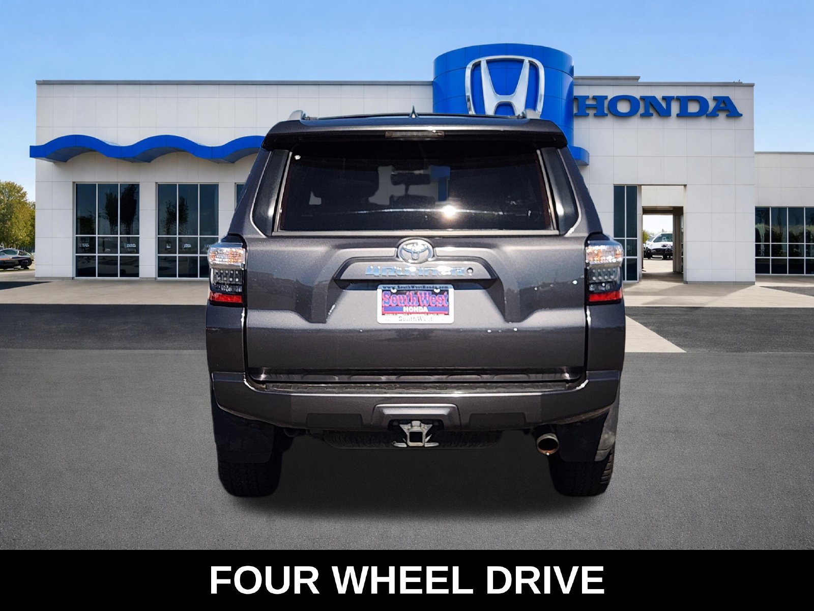 Used 2018 Toyota 4Runner SR5 Premium AWD/4WD image 8