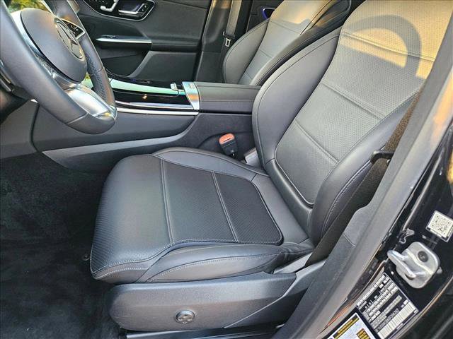 Used 2025 Mercedes-Benz GLC 300 image 15