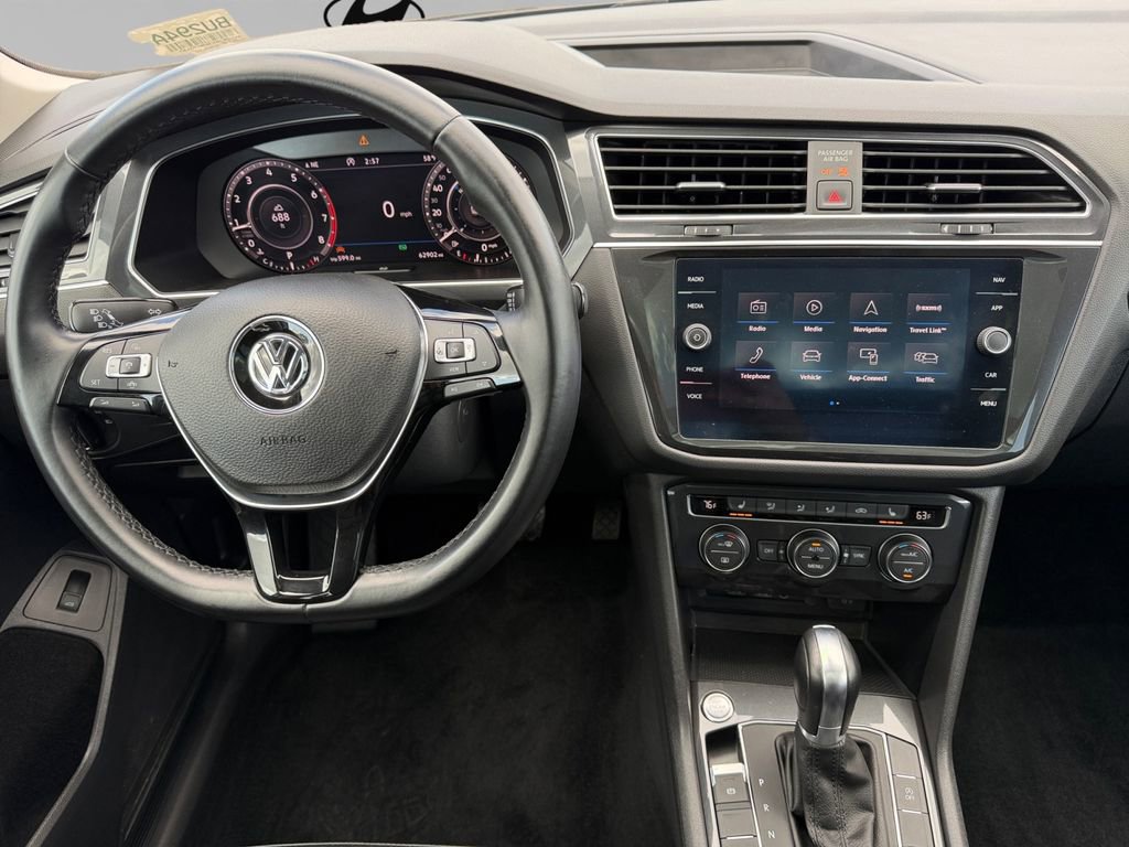 Used 2019 Volkswagen Tiguan SEL AWD/4WD image 10