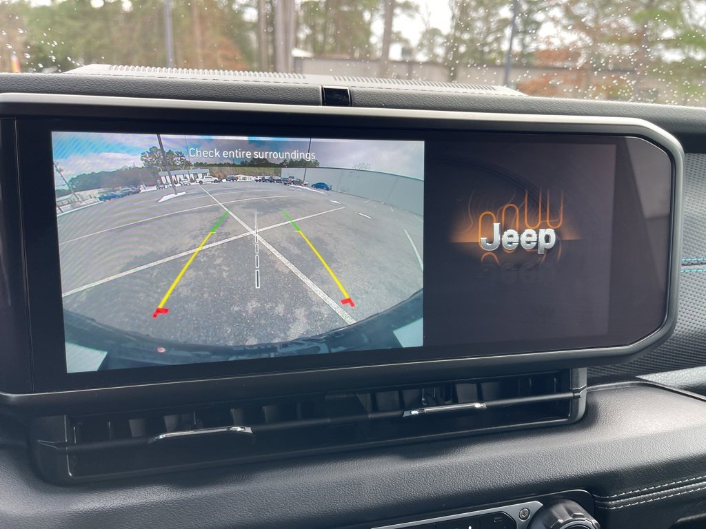 Used 2024 Jeep Wrangler Unlimited Rubicon 4xe w/ Convenience Group image 11