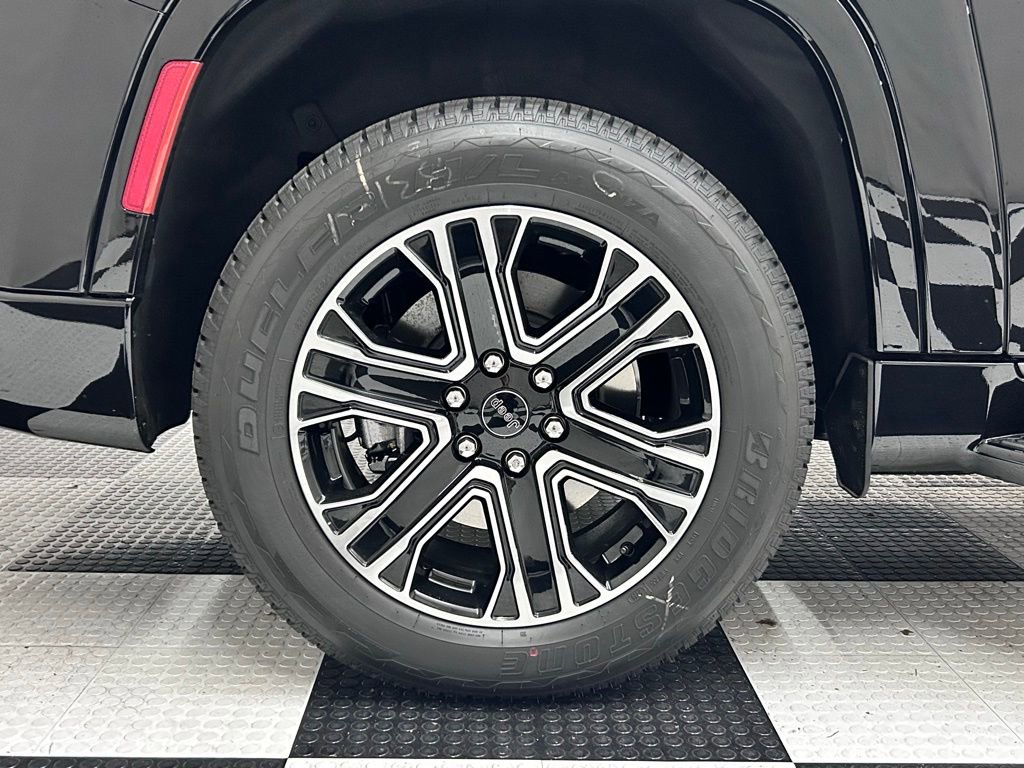 New 2026 Jeep Grand Wagoneer L 4WD image 19