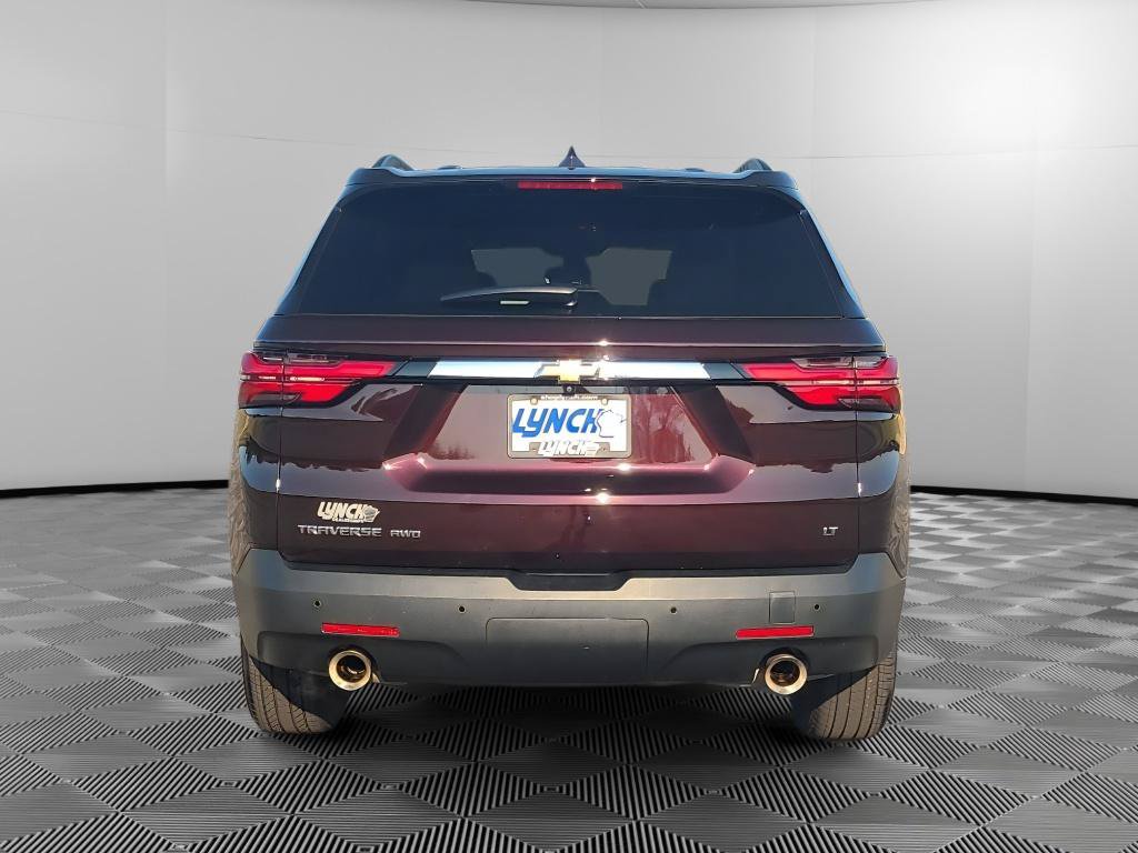 Used 2023 Chevrolet Traverse LT AWD/4WD image 3