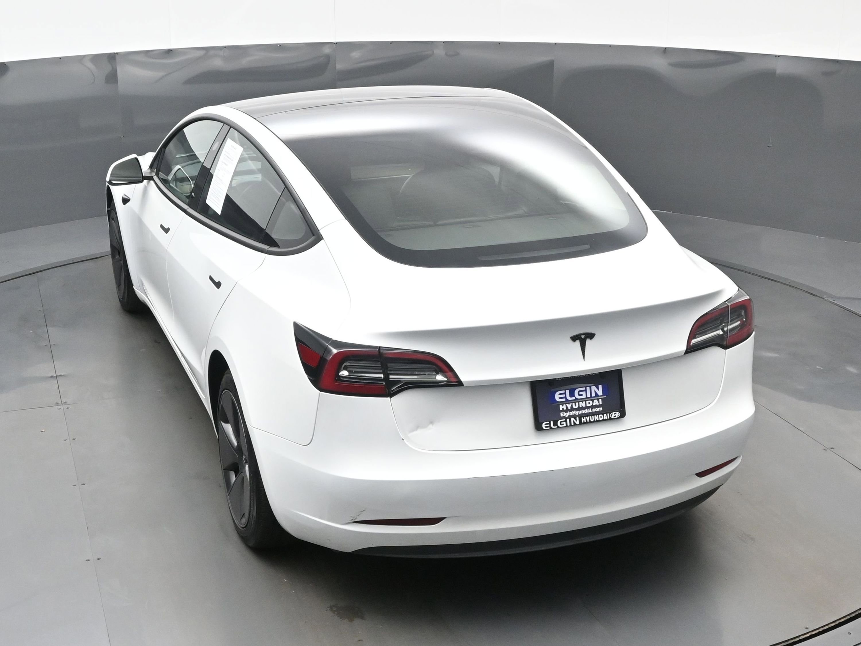 Used 2023 Tesla Model 3 Standard Range image 34
