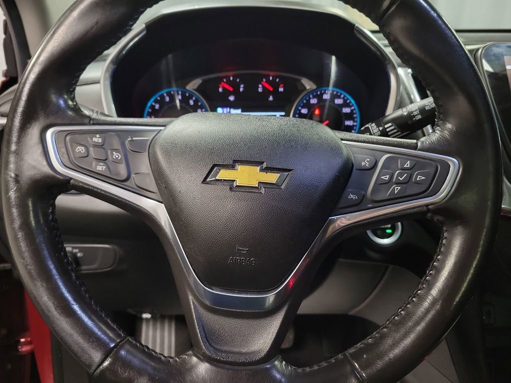 Used 2018 Chevrolet Equinox LT w/ Sun & Infotainment Package image 18