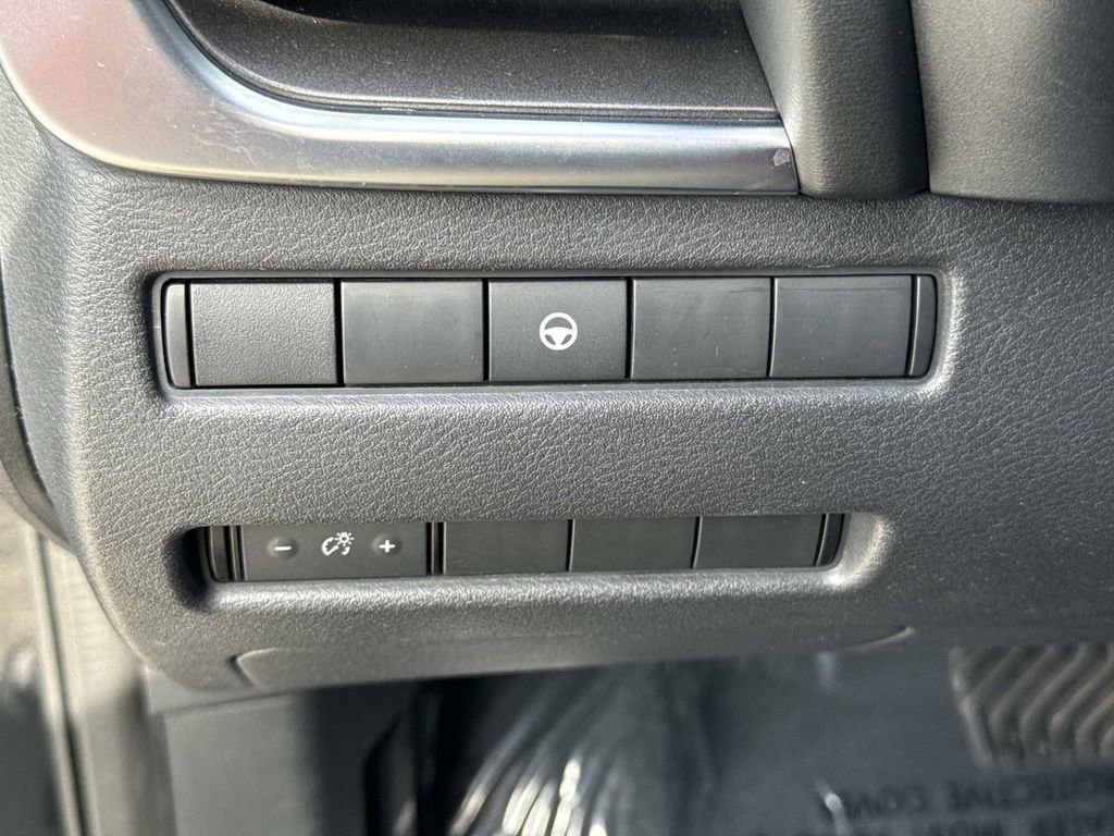 Used 2021 Nissan Rogue SV FWD image 43