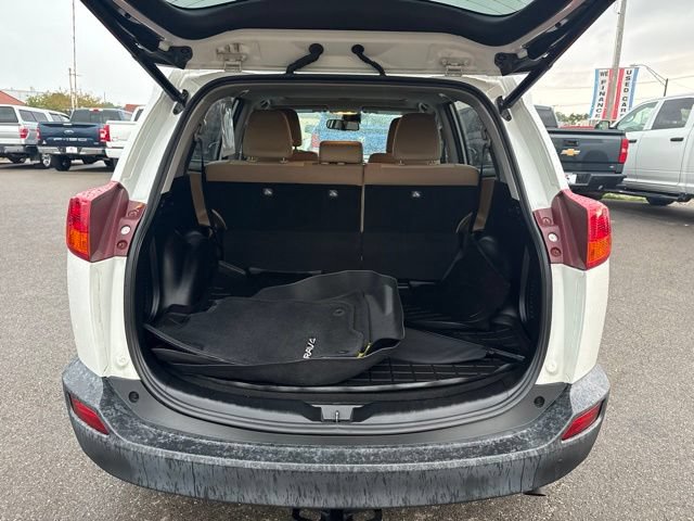 Used 2015 Toyota RAV4 Limited w/ Technology Package FWD image 12