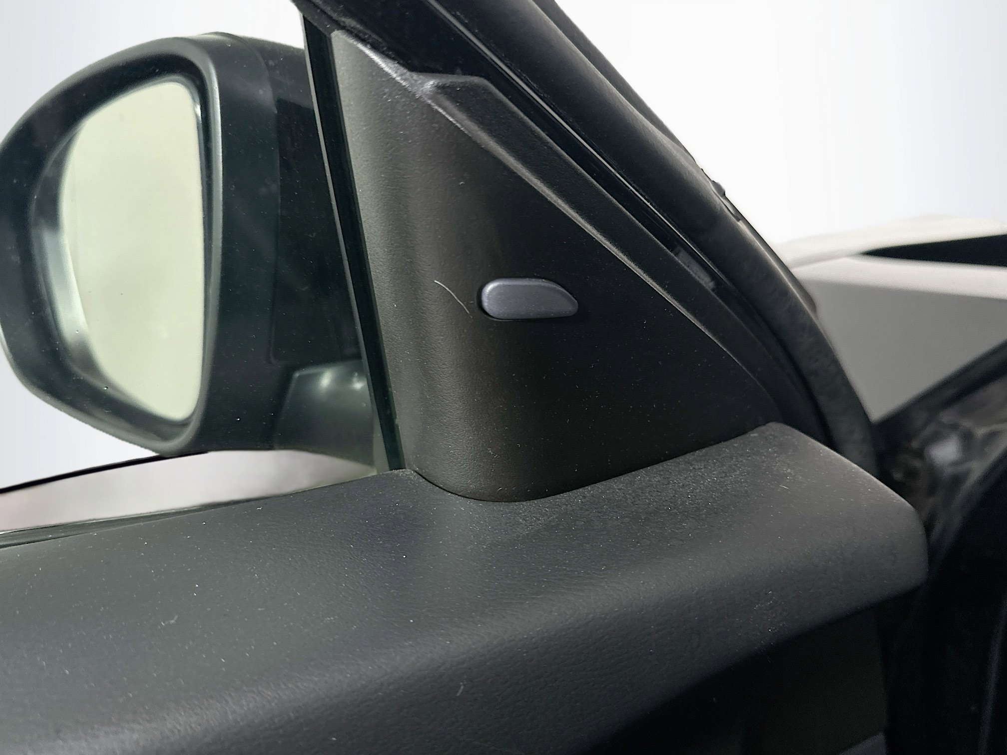 Used 2024 Nissan Altima 2.5 SV w/ SV Premium Package image 16