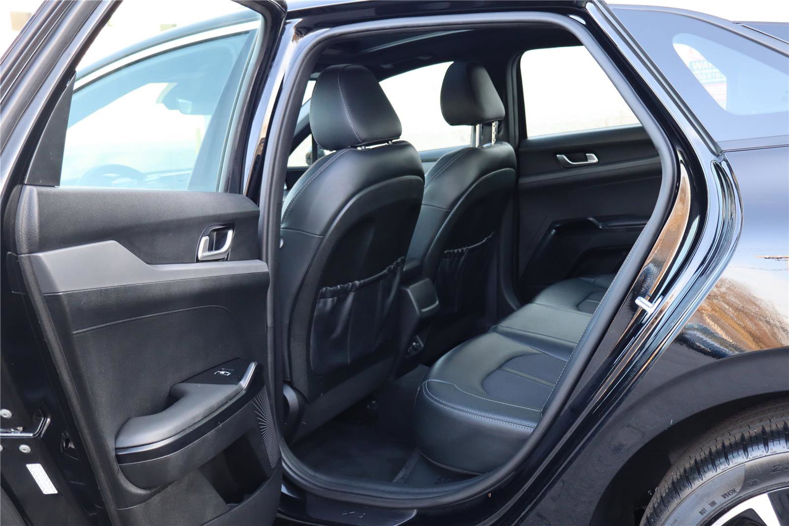 Used 2023 Kia K5 GT-Line image 23