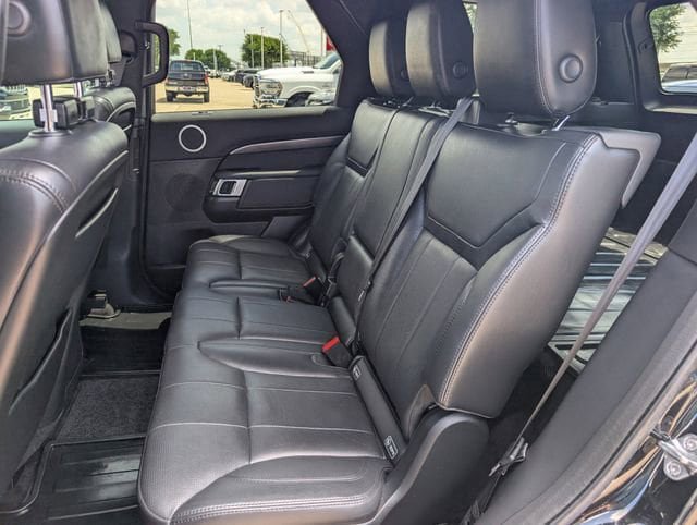 Used 2019 Land Rover Discovery HSE AWD/4WD image 25