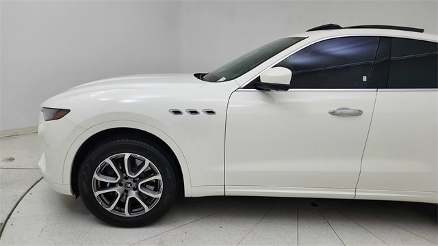 Used 2020 Maserati Levante S image 9