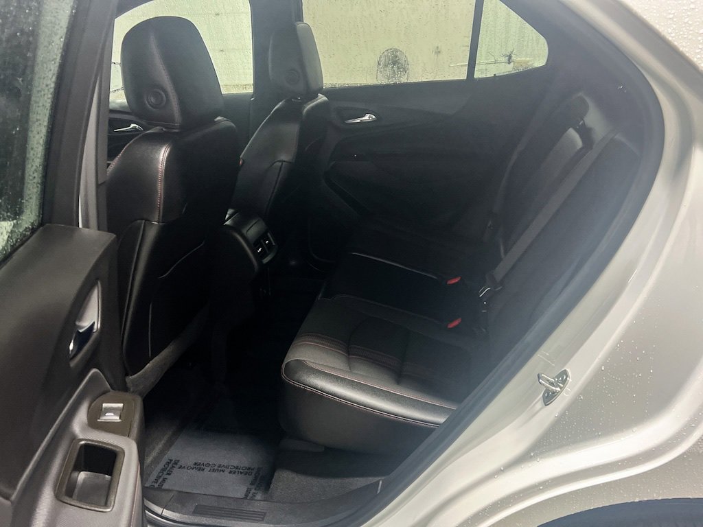 Used 2023 Chevrolet Equinox RS image 12