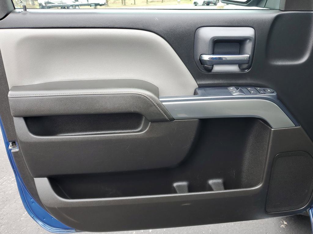 Used 2018 Chevrolet Silverado 1500 LT w/ LT Convenience Package image 23