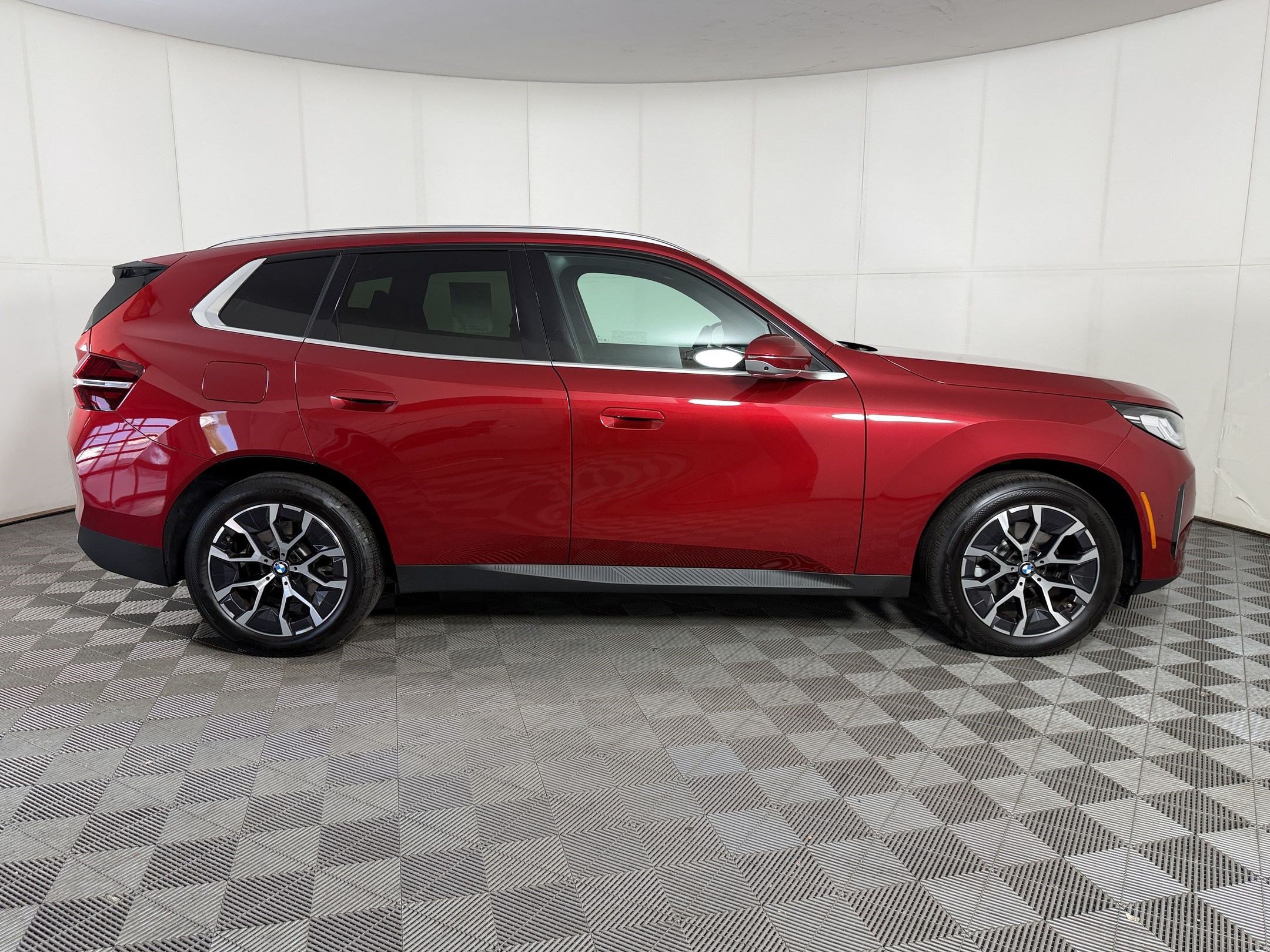 Used 2026 BMW X3 xDrive30i w/ Premium Package AWD/4WD image 8