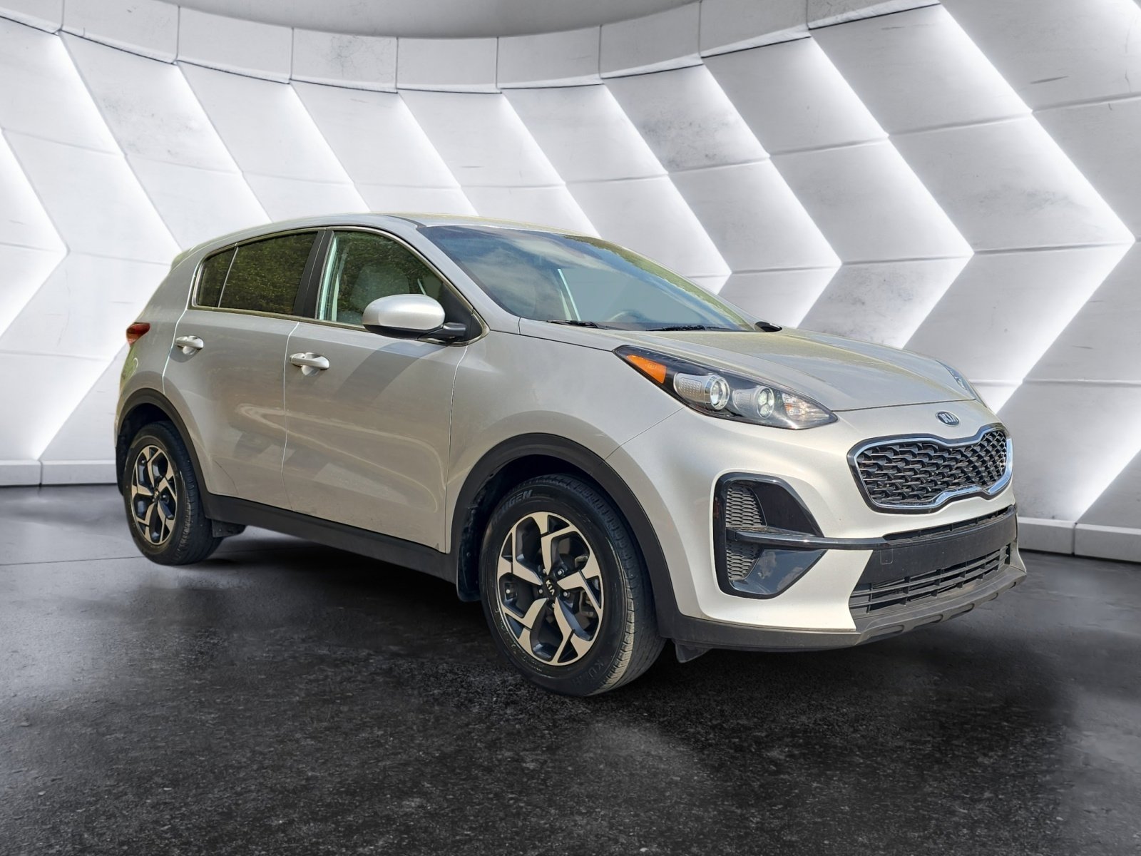 Used 2021 Kia Sportage LX image 7