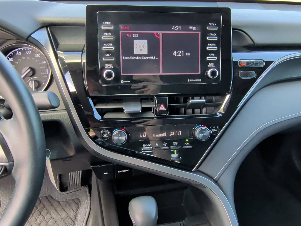Used 2022 Toyota Camry SE FWD image 22
