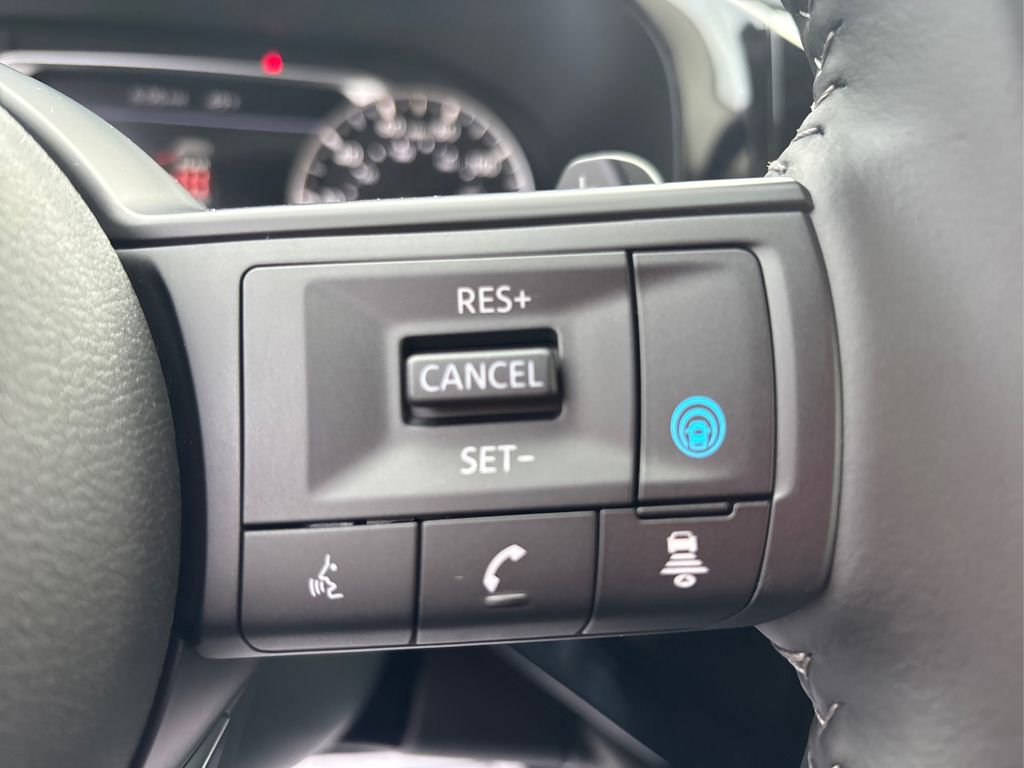 New 2025 Nissan Pathfinder SV w/ Cargo Package image 28