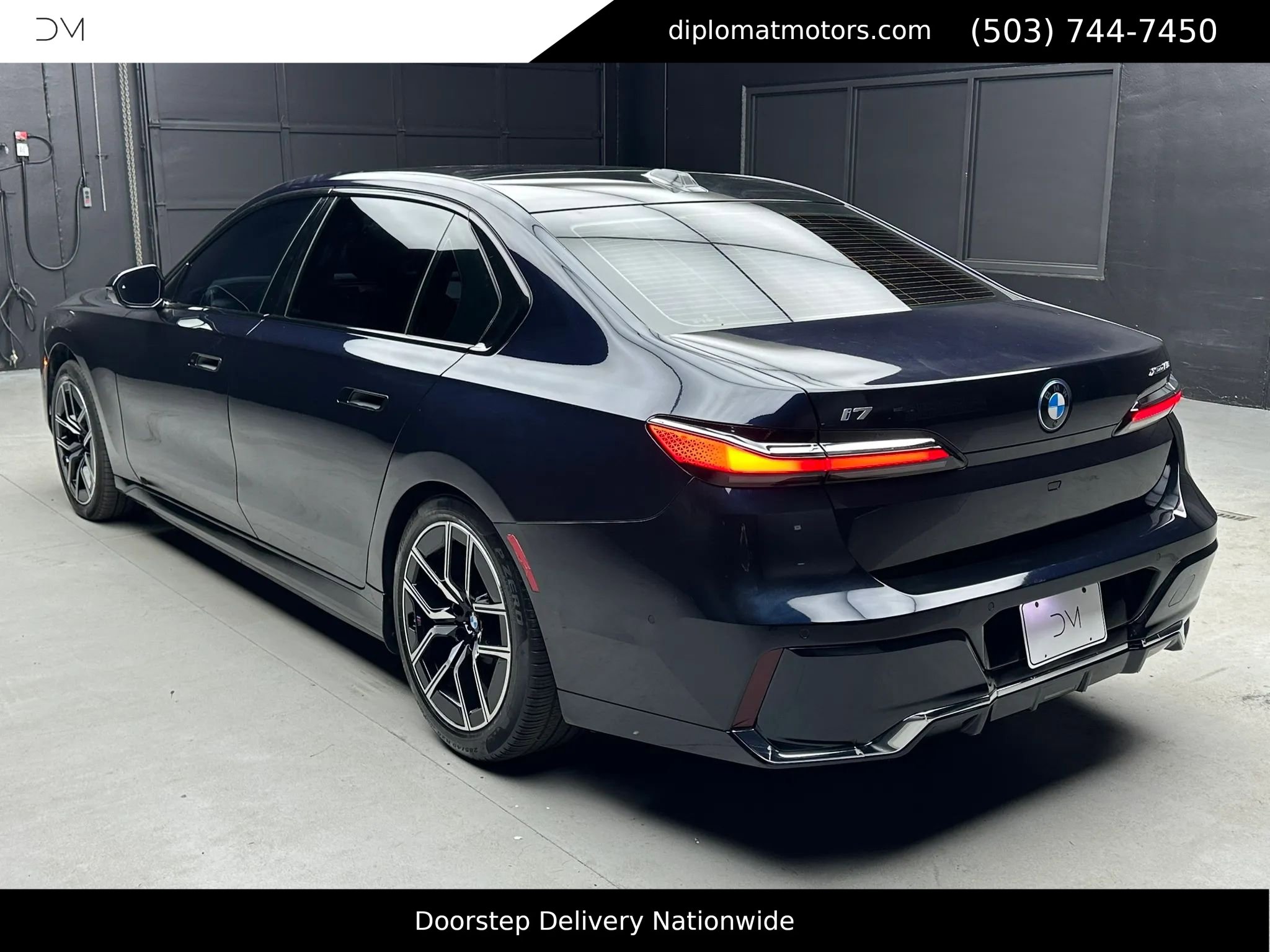 Used 2024 BMW i7 xDrive60 image 5