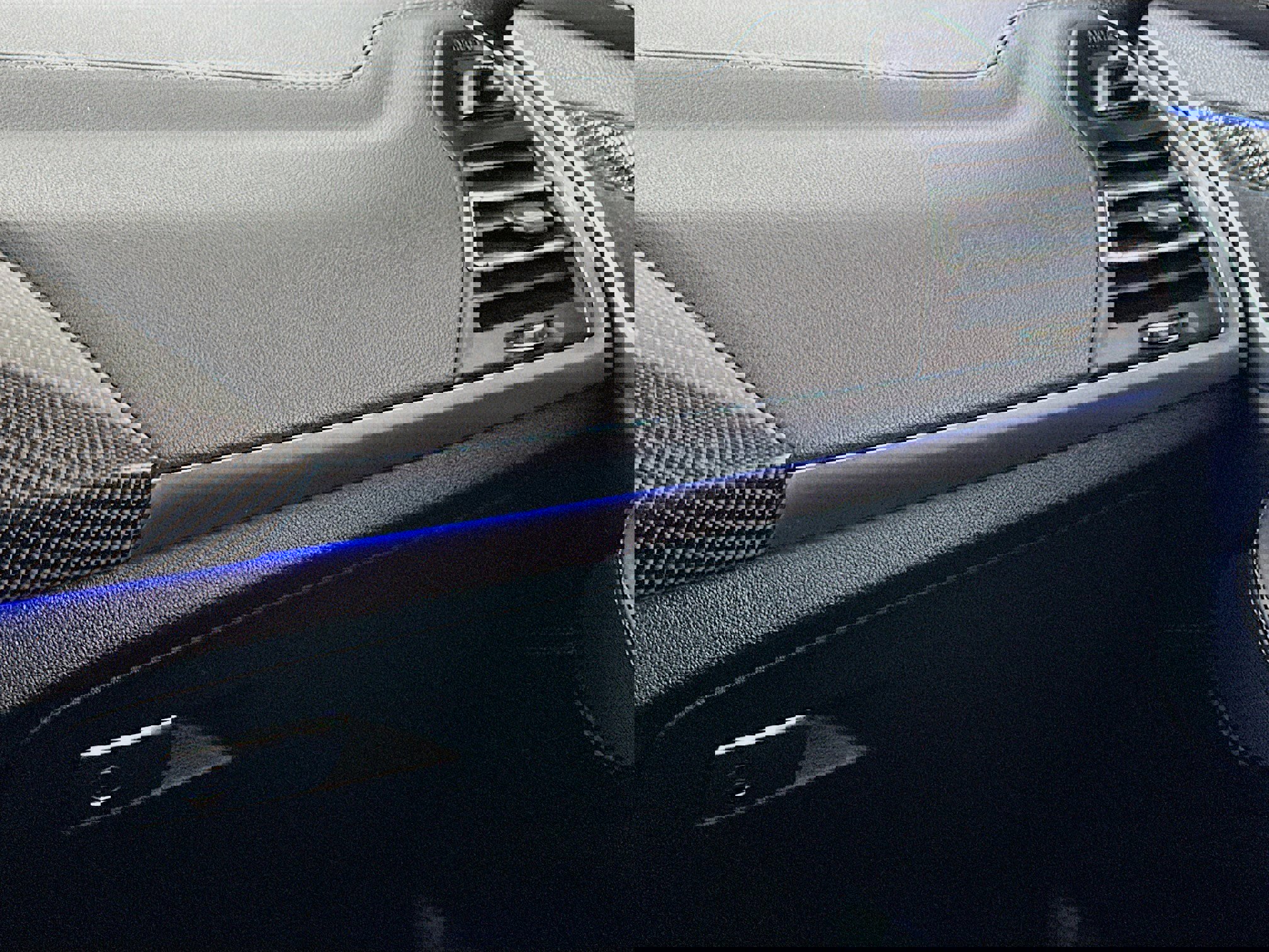 Used 2022 BMW X4 M image 15