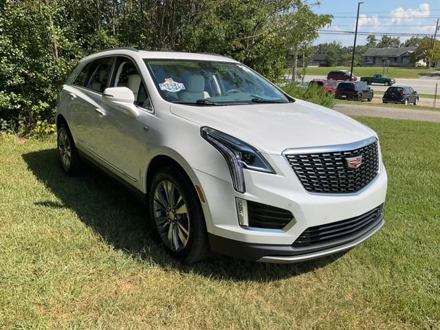 Used 2025 Cadillac XT5 Premium Luxury FWD image 3