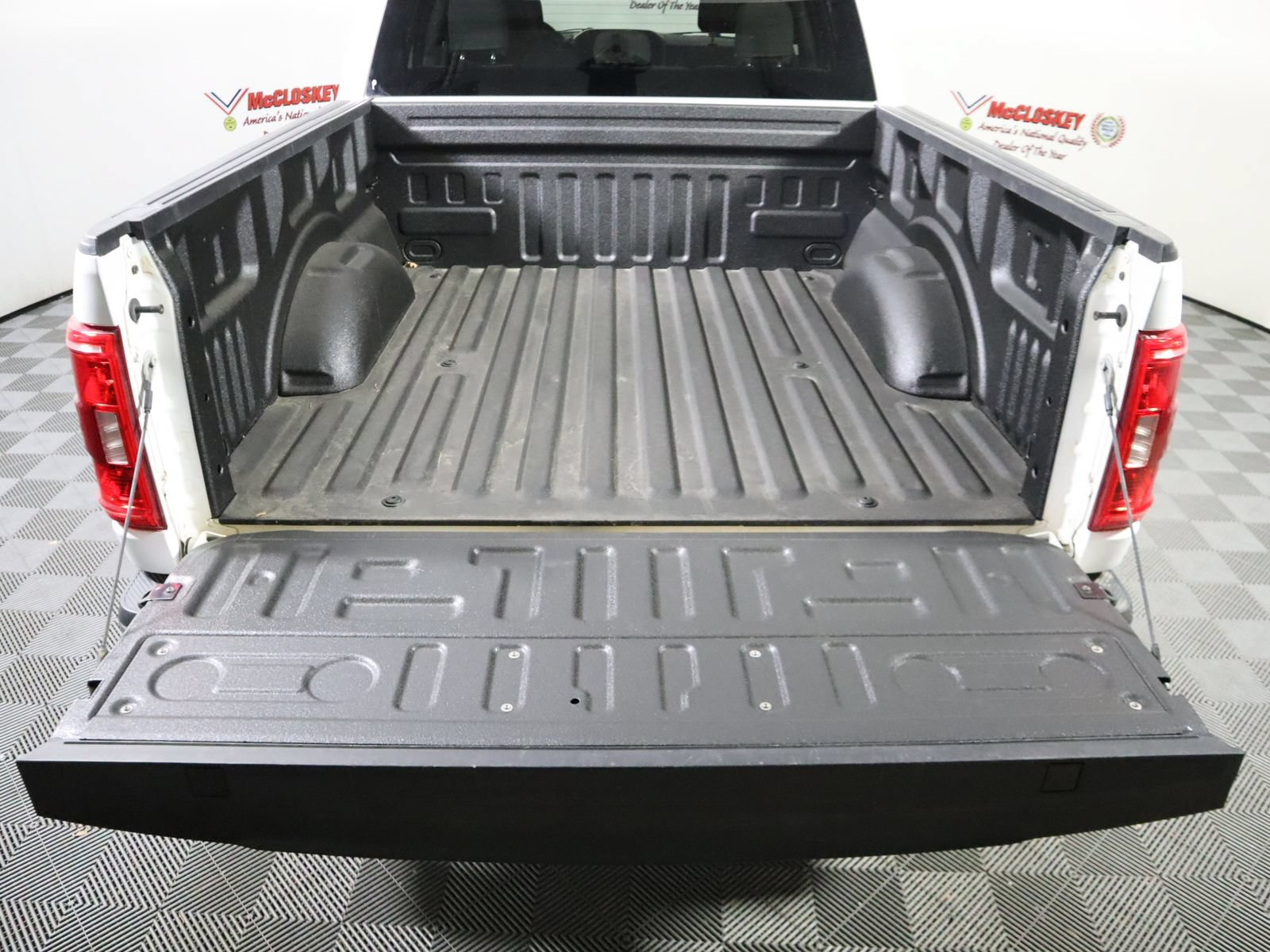 Used 2022 Ford F150 XLT w/ Trailer Tow Package AWD/4WD image 10