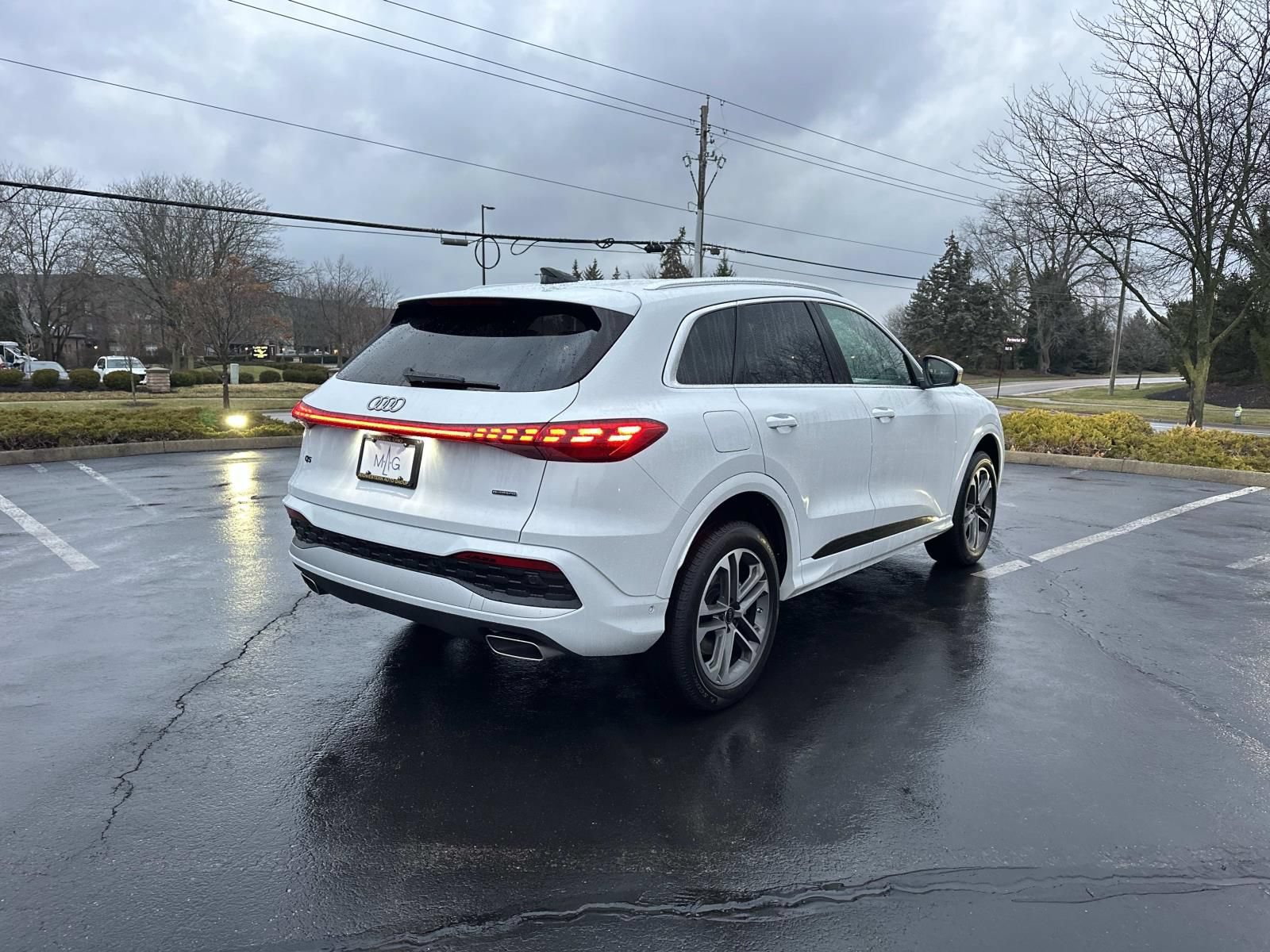 Used 2025 Audi Q5 Premium AWD/4WD image 7