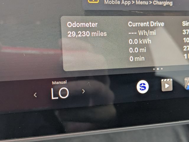Used 2023 Tesla Model 3 Standard Range RWD image 12