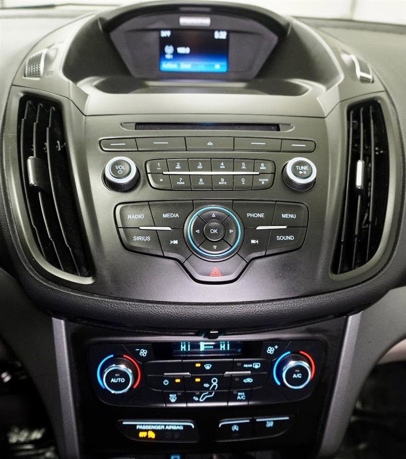 Used 2017 Ford Escape SE FWD image 15