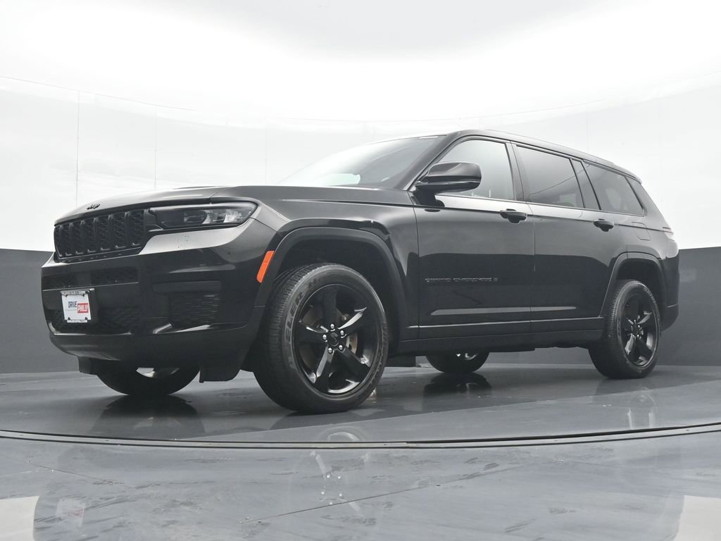 Used 2022 Jeep Grand Cherokee L Laredo image 27