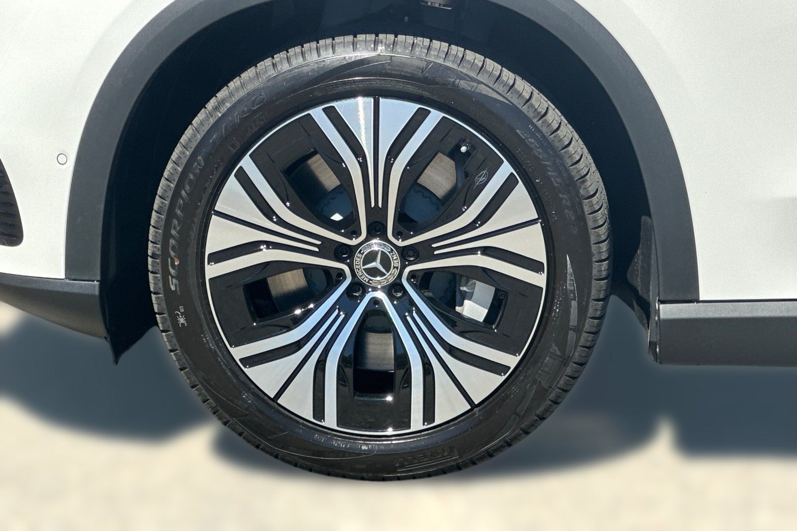 New 2027 Mercedes-Benz EQE 320+ SUV image 13