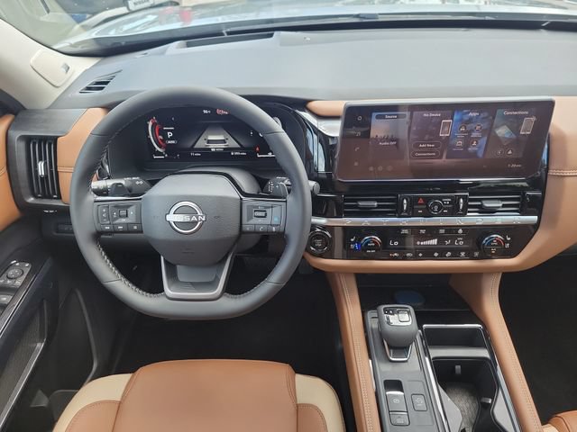 New 2026 Nissan Pathfinder Platinum AWD/4WD image 16