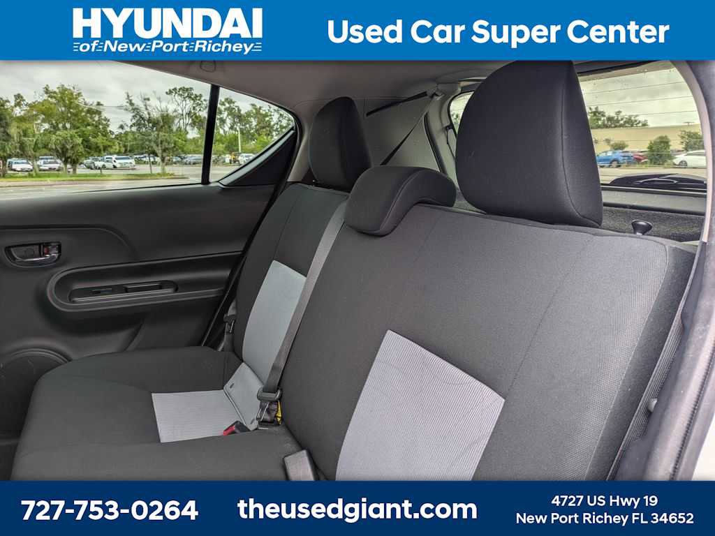 Used 2018 Toyota Prius C Two image 15