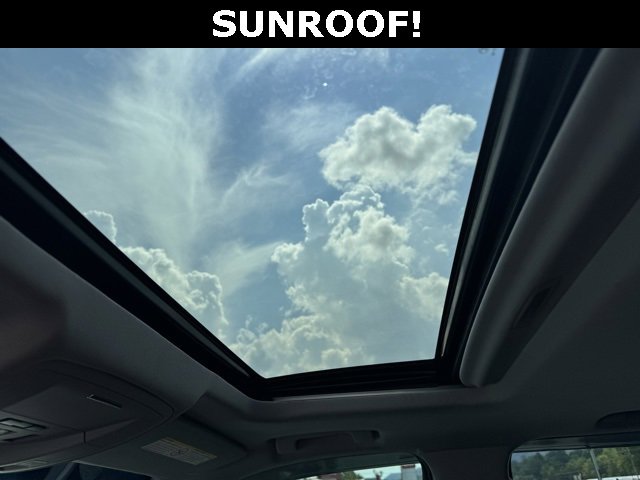 Used 2018 Chevrolet Silverado 3500 LTZ image 22