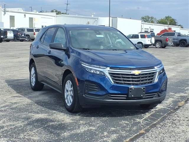 Used 2023 Chevrolet Equinox LS w/ LS Convenience Package image 32