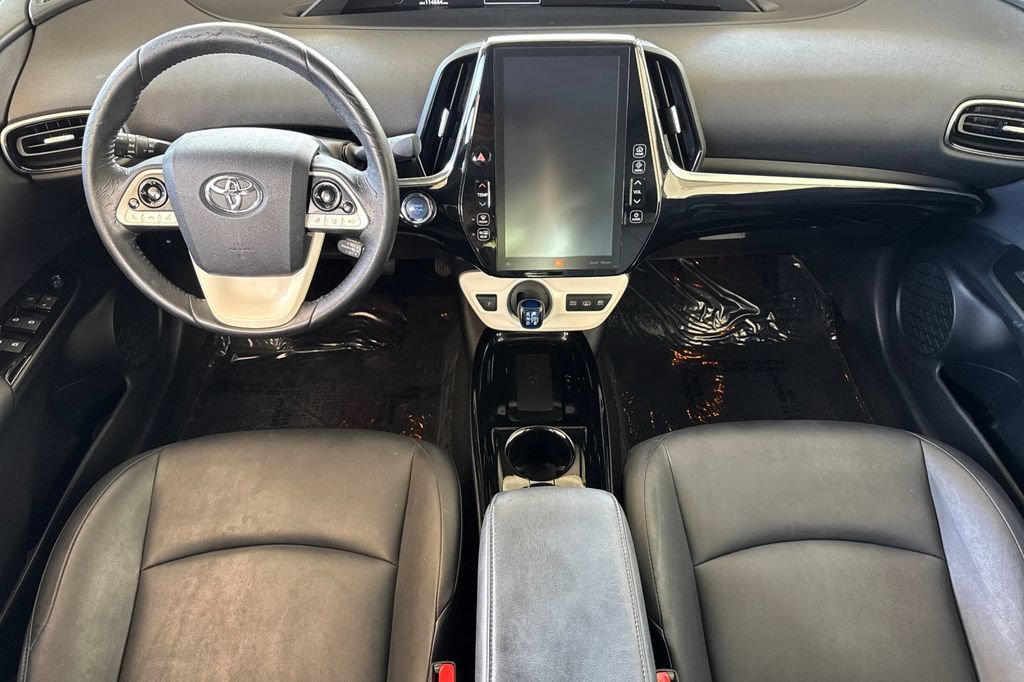 Used 2017 Toyota Prius Prime Advanced FWD image 12