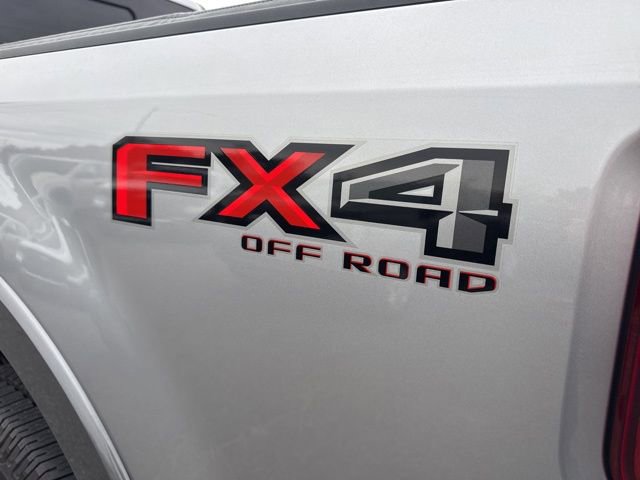 Used 2022 Ford F250 Lariat w/ Lariat Value Package image 10