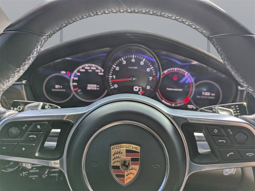 Used 2018 Porsche Panamera 4 image 39