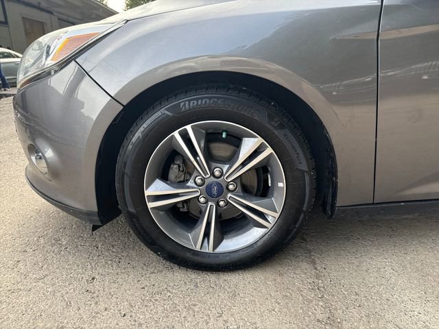 Used 2014 Ford Focus SE w/ SE Sport Package FWD image 22