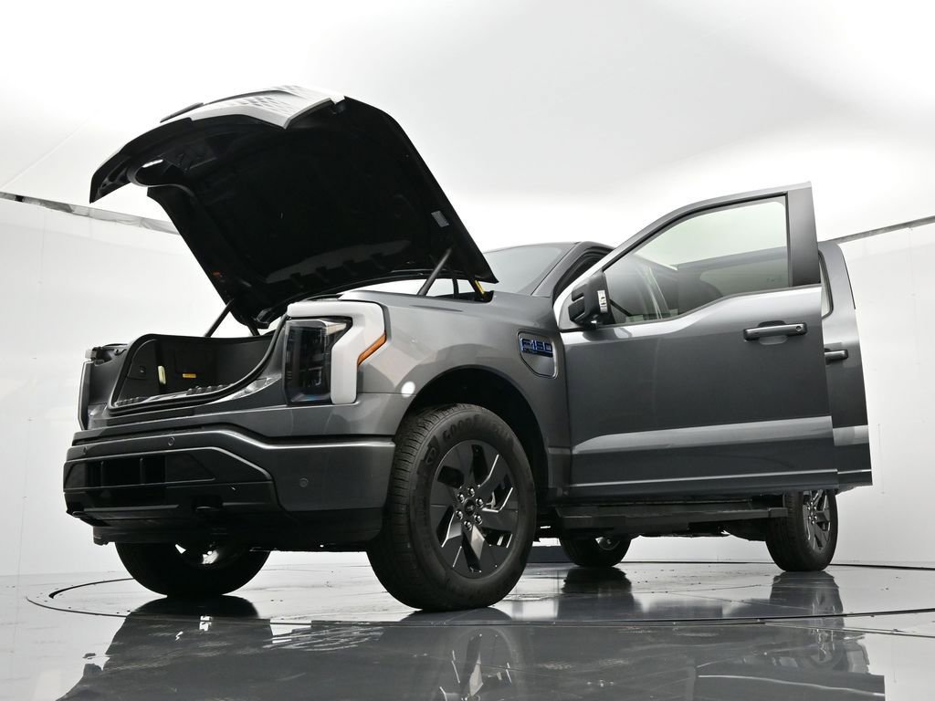 New 2025 Ford F150 Lightning Flash image 51