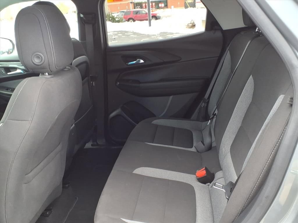 Used 2024 Chevrolet TrailBlazer LT w/ LT Cold Weather Package image 13