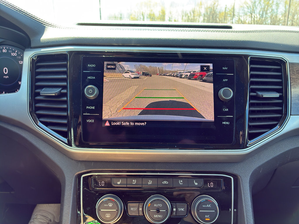 Used 2018 Volkswagen Atlas SEL Premium image 19