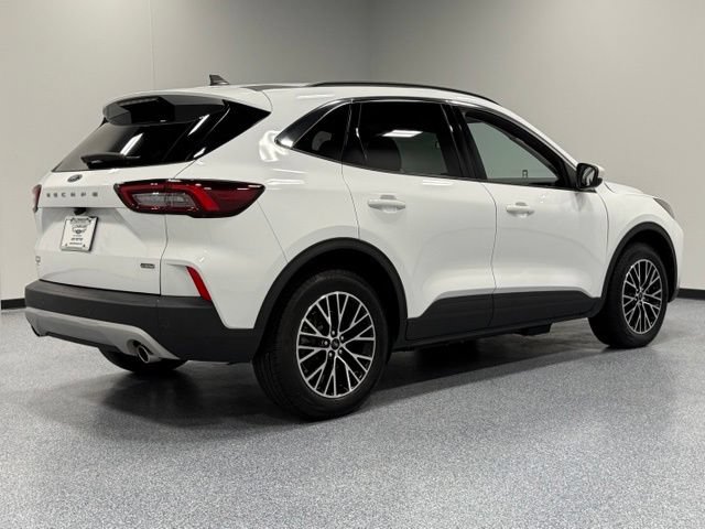 Used 2023 Ford Escape SE FWD image 12
