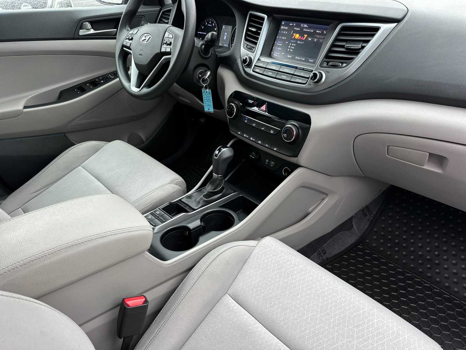 Used 2018 Hyundai Tucson SEL image 16